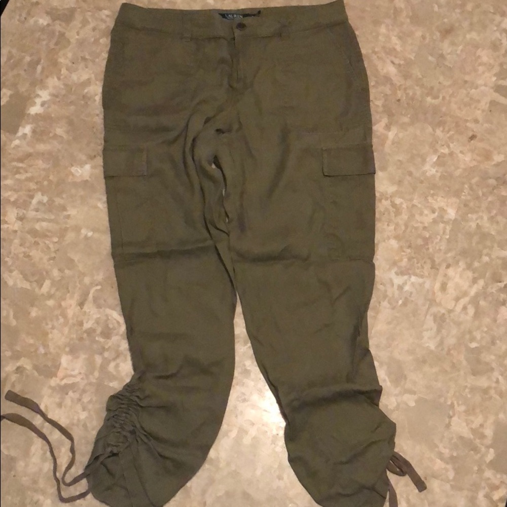Women’s linen cargo pants